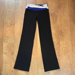 Lululemon Black Yoga Pants with Crossover Waistband Size 4